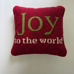 Christmas Holiday Pillow”Joy to the world”